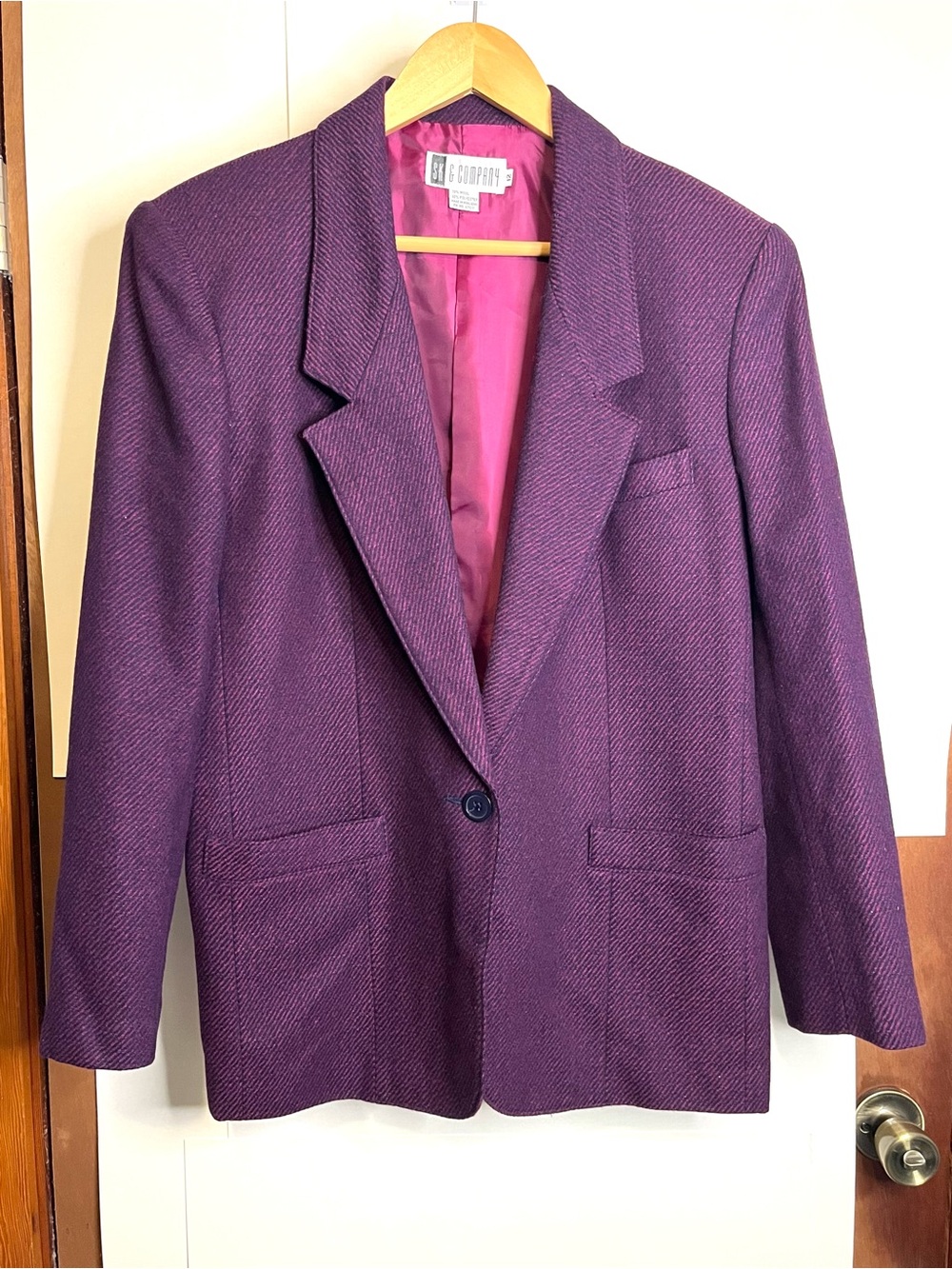 SK & Company (VTG 12, Fits 6/8) Magenta & Black Diagonal Twill Wool Blend Blazer